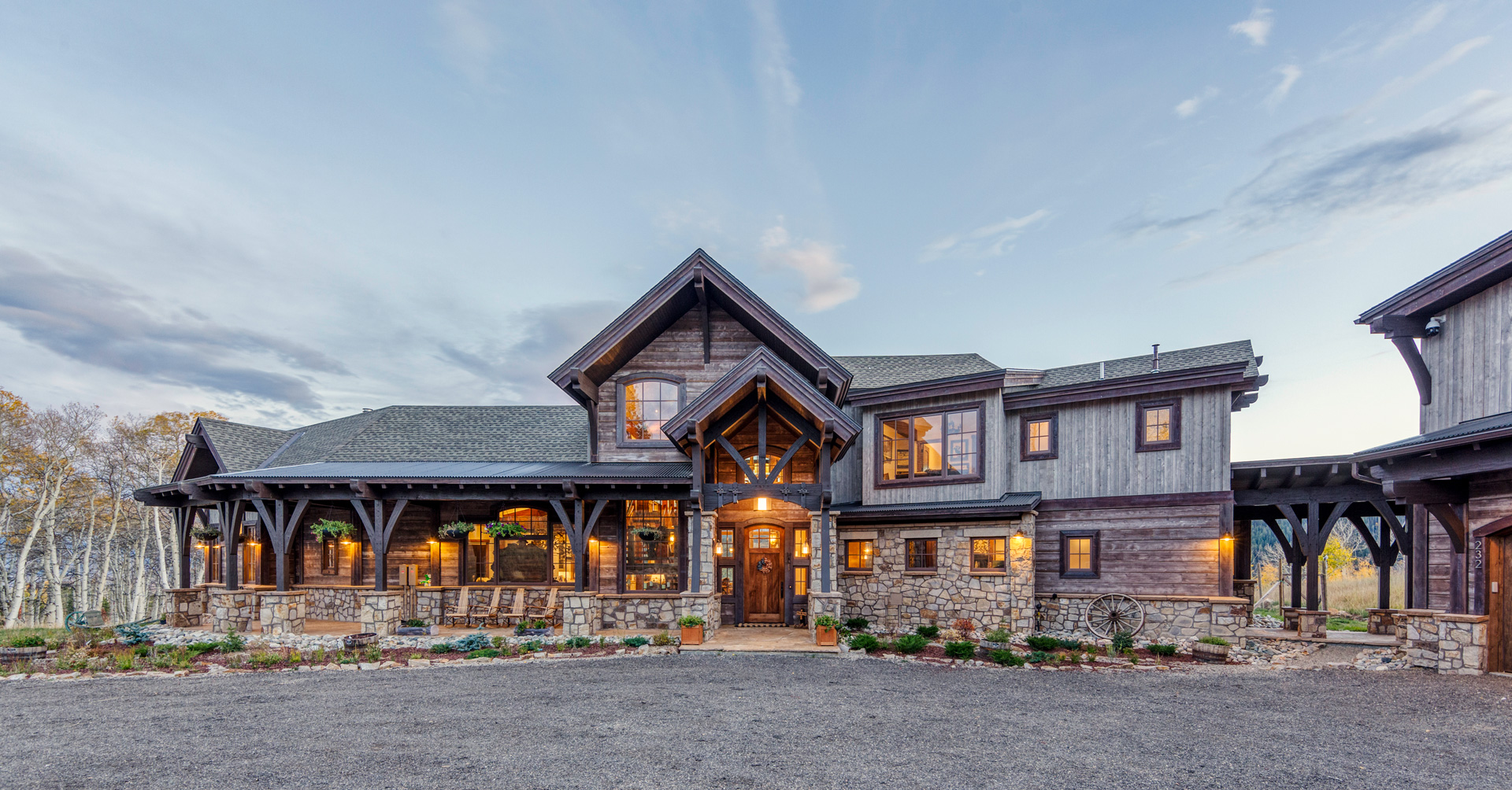 Four-Paws-Ranch-front-close
